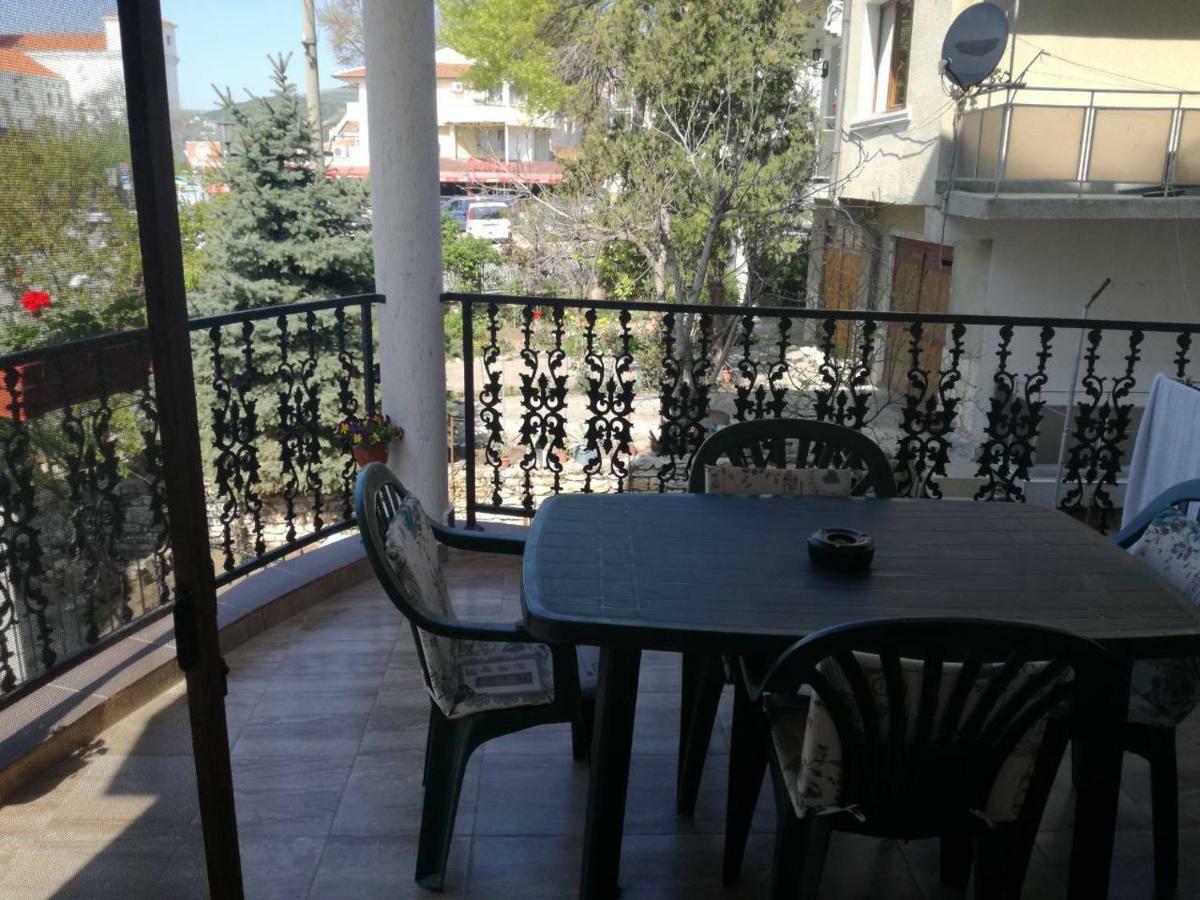 Guest House Katina Balchik Eksteriør billede